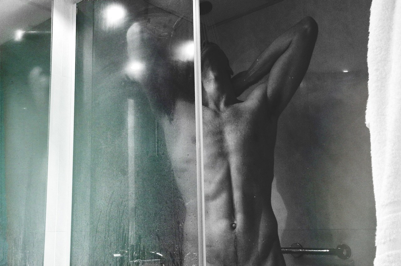 mansexfashion:    Photographer: Mark Odgers.  Model: Mark MacKillop Follow Me on