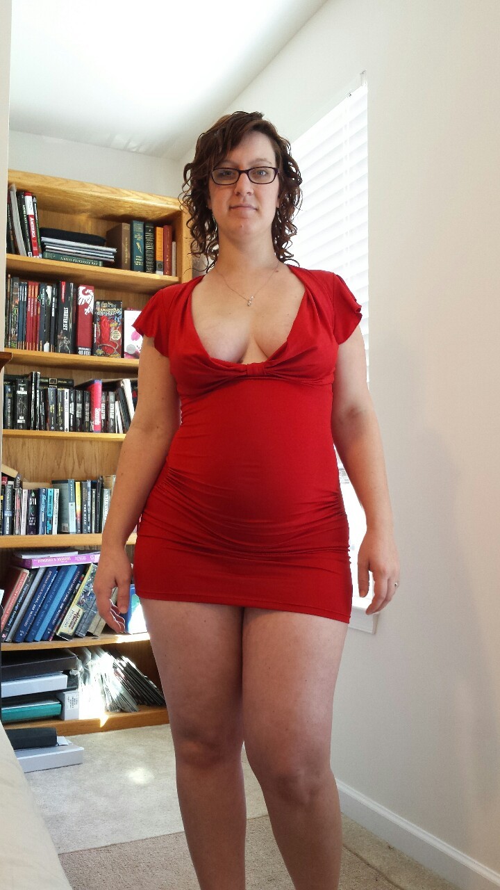 nerdynympho87:Just trying on an old club dress. Not quite the same effect… But