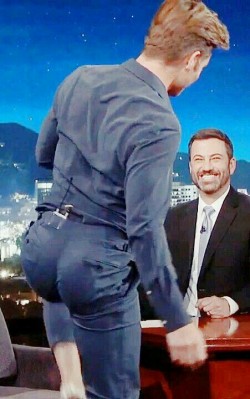 davidmuhn: Chris Pine showing his cute butt in a tight suit