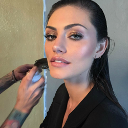 Phoebe Tonkin