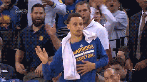 954lgnd:  *sees fine latina*