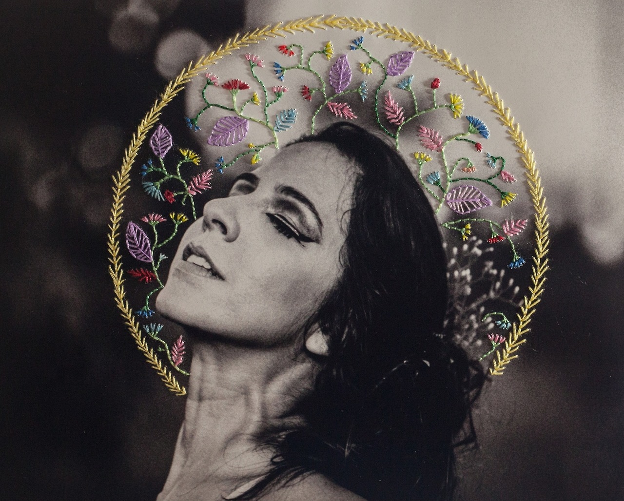 crossconnectmag:  Embroidered Photos by Aline Brant Aline Brant is a Brazilian artist