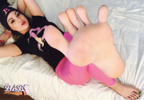 badassbeckyshow: Just a sexy little teaser for Ashley Fancy Feet’s full photo set CUMming soon