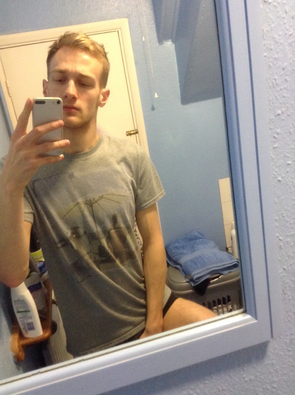 vroengard:  ~hoe~ 