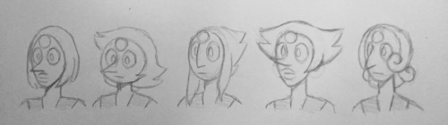 s3tok41b4:  artemispanthar has been talking about the Nacre “Mother of Pearl” theory lately and I just adore it, of course I had to draw up my own interpretation of her. Can’t color it sadly, my laptop is not cooperating with me again. ;n;  She’s