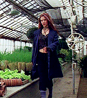dcbicki:Ginger Snaps (2000)Costume design by Lea Carlson