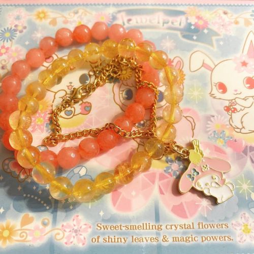 My Melody Strawberry Quartz and Citrine healing crystal bracelet set www.SushiFloat.Etsy.com https:/