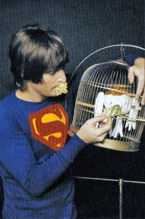 Porn Pics John Lennon déguisé en Superman, 1965.