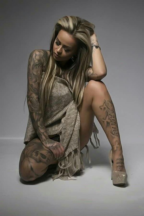 countrysound: Hot and Sexy …… want more follow… eyesfavouritecandy.tumbl