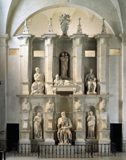 La Tomba di Giulio II a San Pietro in Vincoli a Roma, capolavoro di Michelangelo