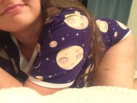 littlekitten-9:  Forget out of your league, I’m out of this world 😏
