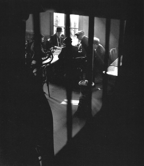 poboh:Cafe rue des Cascades, Paris, 1948, Willy Ronis. French, (1910 - 2009)