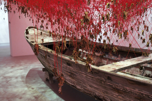 thedesigndome: Magnificent Red Thread Network of Keys Collected All Across the World Japanese instal