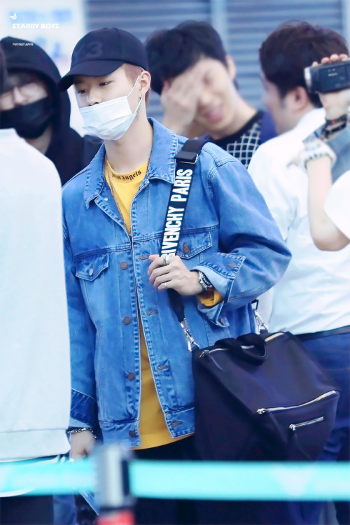 © Starry Boys | do not edit.(1/2)