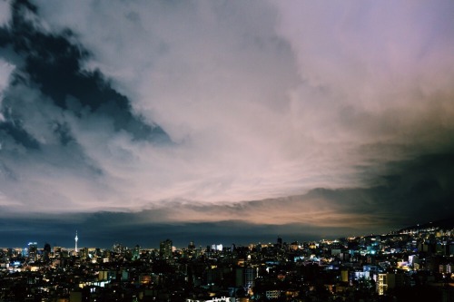 kiankanani: Hail .