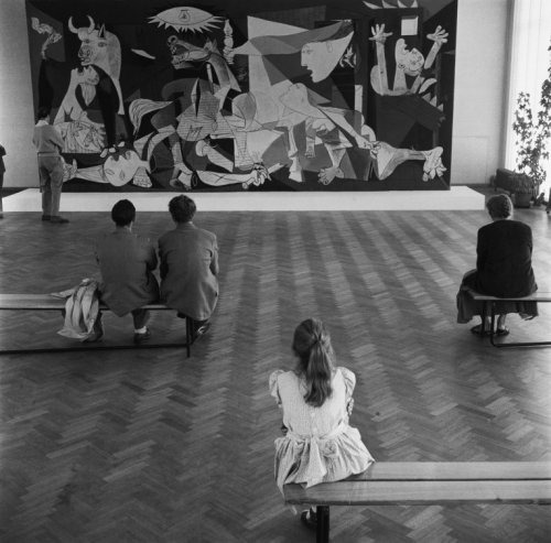 ehoradote:Guernica, Pablo Picasso. Amsterdam 1956, Stedelijk Museum
