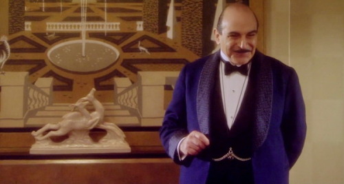 The artwork featured in the Poirot series is always stunning, especially the attention to detail abo