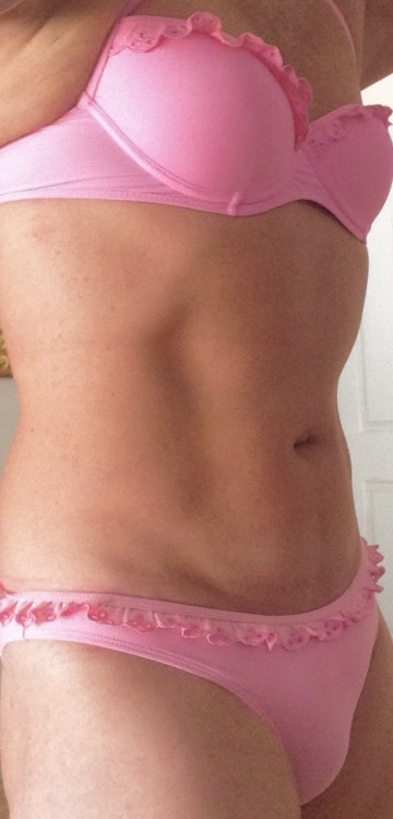 sexyslutty69:  mypanties23:  👙 Bikini Saturday. Making the most of what could well be the last beautiful Autumn day before the cold comes 👙  Looking great @sohard69pink! So sexy in your pink Bikini!  Thanks Hon