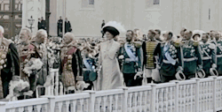 teatimeatwinterpalace:  Emperor Nicolas II, Empress Alexandra Feodorovna, Tsesarevich Alexei and the Imperial Family, Moscow, 1912.    Colorised historical footage   from Apocalypse Staline 