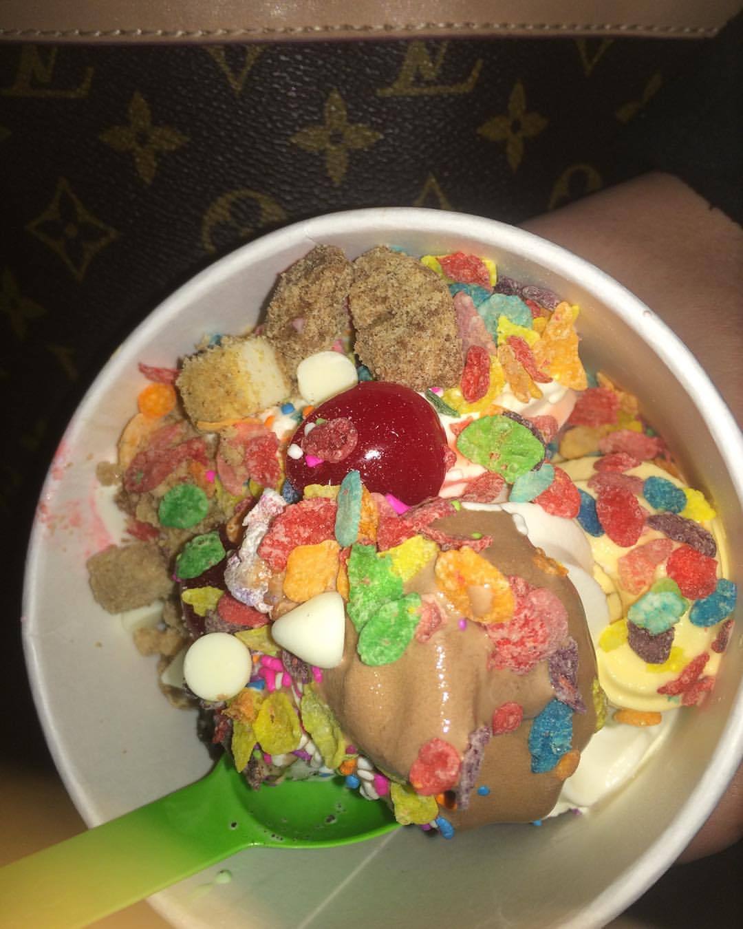 Cups &gt; #louie  (at Cups)