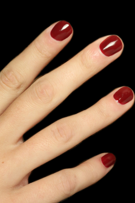 Red nail polish swatches... so many different reds... | Essie red nail  polish, Bright red nails, Essie nail polish colors
