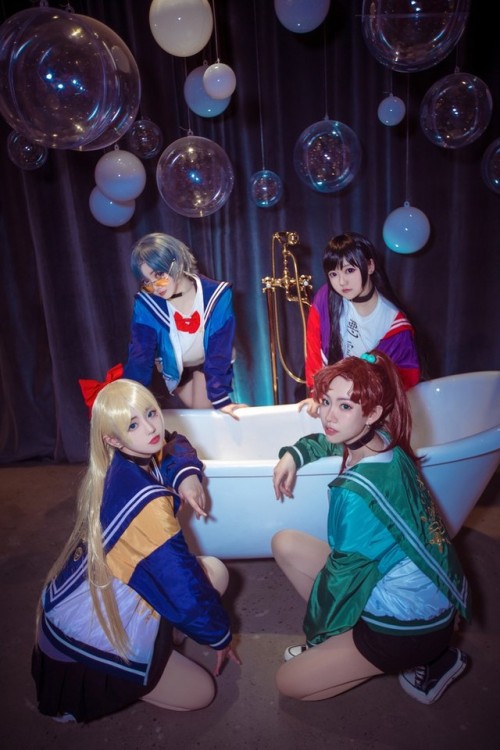 misshotaru: Sailor Moon:  暮雪yuku酱 bcy Sailor Mercury:  @斯文文文文_ bcy Sailor Mars:&