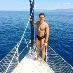 sexy-lads:  Jordan Robson on boat 