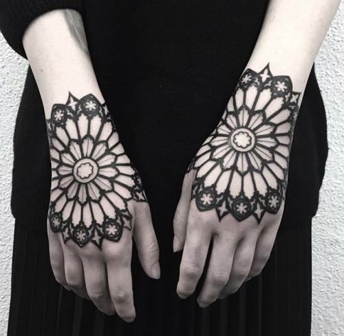 tattooingisanart:el_uf