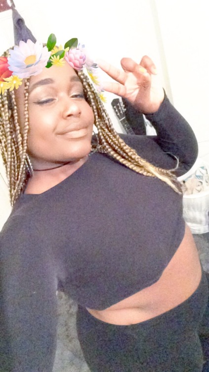 pdfprincess:  First time going blond and trying to regain a pain free scalp 😊😭✨