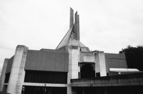 Bristol:  Clifton Cathedral Church of Ss Peter and Paul Architect:  Percy Thomas 