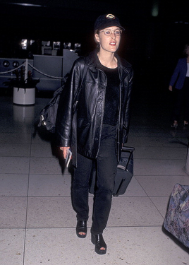 qilliananderson: Gillian Anderson 1997.