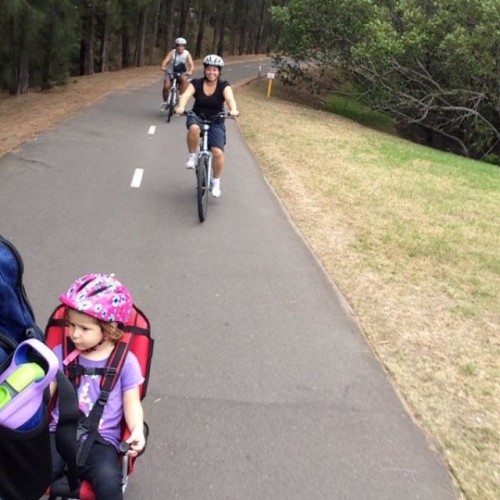 luiso124:  Las sonrisas son inevitables cuando vamos en #bici… Más del otro lado del mundo.