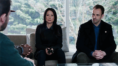 15dreams:  get to know me meme: [1/5] favorite TV shows » Elementary “I happen