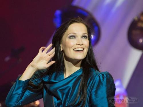 tarjaturunenworldnews:  Call my name ♪