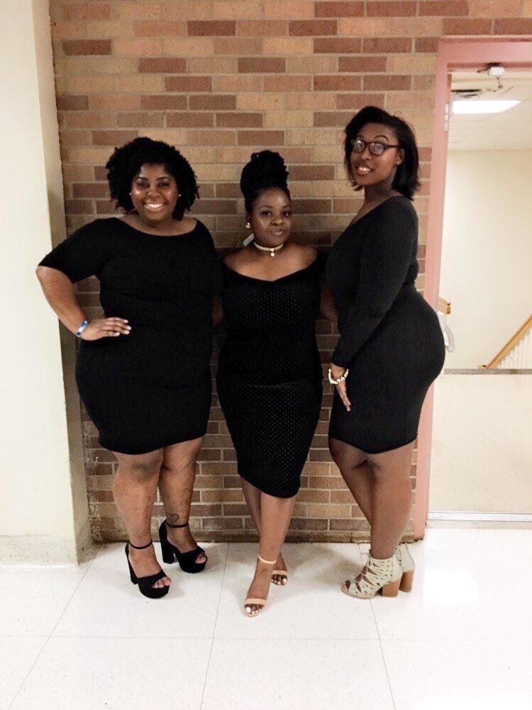 blackrebelz:  tayloreeeee: weddingcakesnoball:  I’m not a fan of my body rn, but