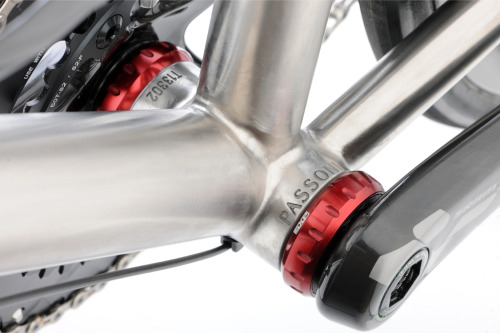 bikeplanet:  Passoni Top Force Titaniumby Passoni.it
