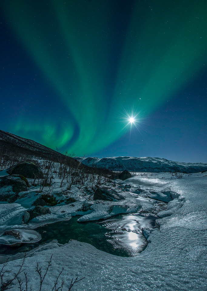 coiour-my-world:Moon River by B_Olsen