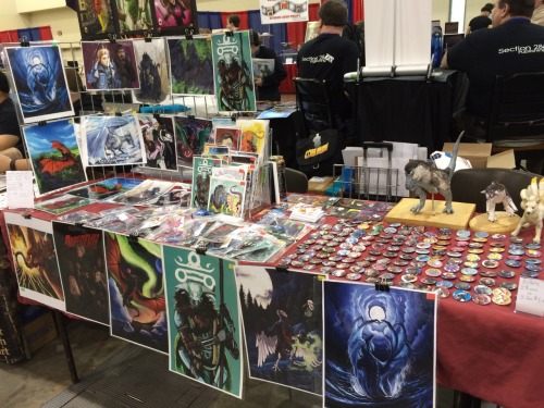 saeto15:I’m at Grand Rapids comic con but I can’t go anywhere because I’m alone today so come by and