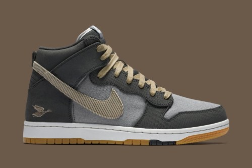 crispculture:  Nike Dunk CMRT PRM ‘Swoosh Social Club’ Pack - Order Online at Nike.com