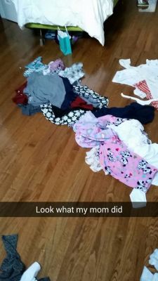 transarchie:  Hey! Mel here. I hate to do this on New Year’s Eve, but my mom just went through my sister and my closet and ripped everything out and basically ruined it. I have the rest of my stuff packed but I fear for my safety. The reason? My sister