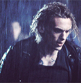 weliveandbreathewords:  The Mortal Instruments: City of Bones + rain and water