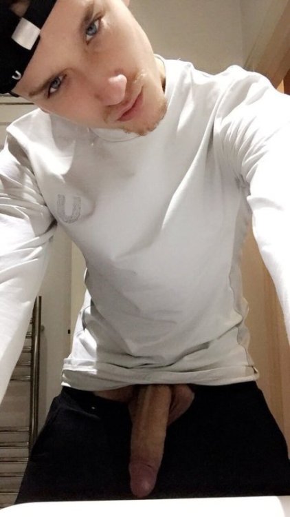 huge-jock-cocks: HUGE COCKS (Sydney) (@hugejockcocks) on Twitter