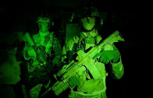 house-of-gnar:  Australian Defense Force SOTG (Special Operations Task Group) operators. photos by Cpl. Chris Moore 