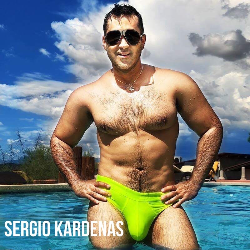 semi-str8-mexxxican:  Hella nice bulge…he nice and thicc too