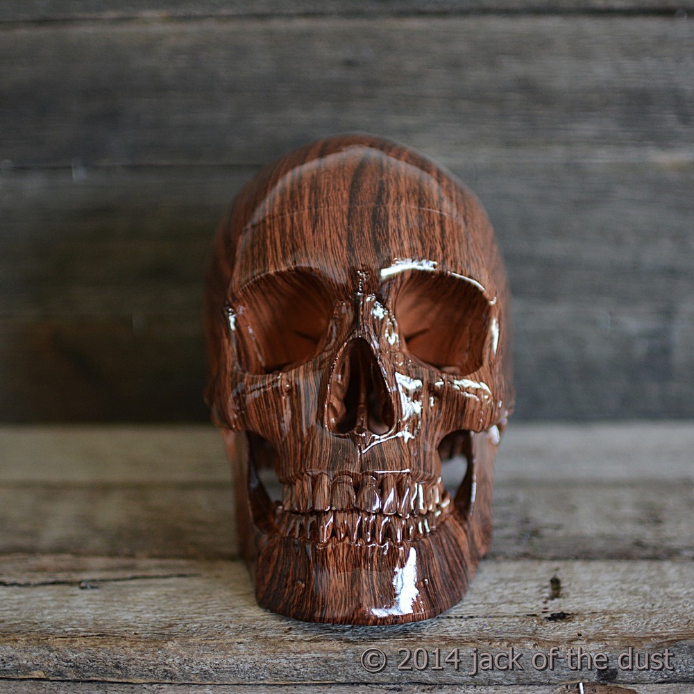 coolthingoftheday:  Skull sculptures by Jack in the Dust.  (Artist) 