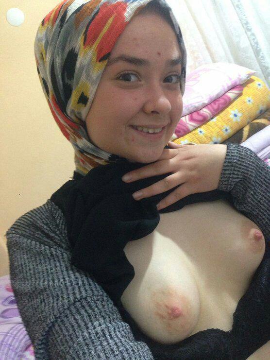 gadisdanjanda:  Pinky nipples 💝💝💝