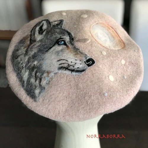 sosuperawesome:Needle Felted BeretsNorra Borra on Etsy