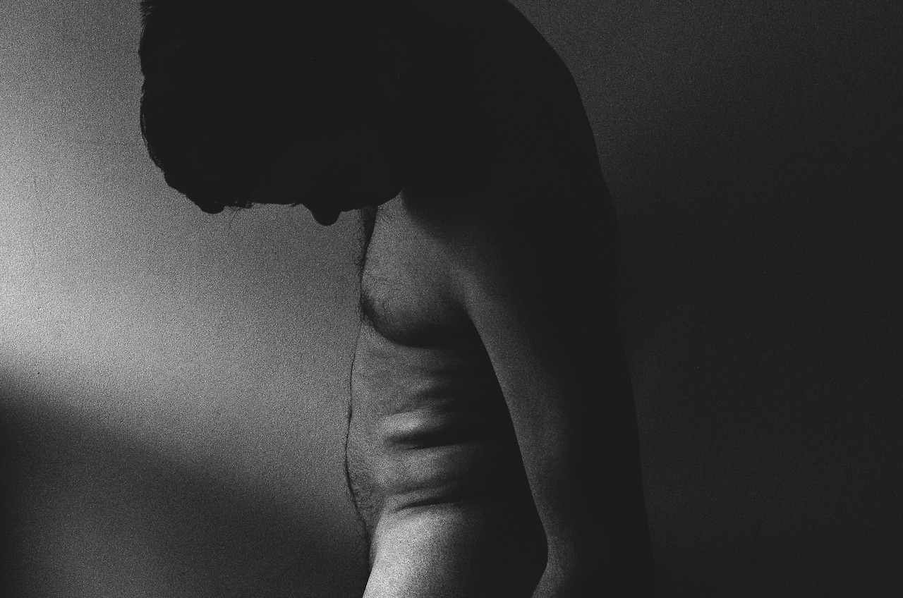 ryanbussard:  FLAWS : An Series of Experimental Self Portraits. Modern day society
