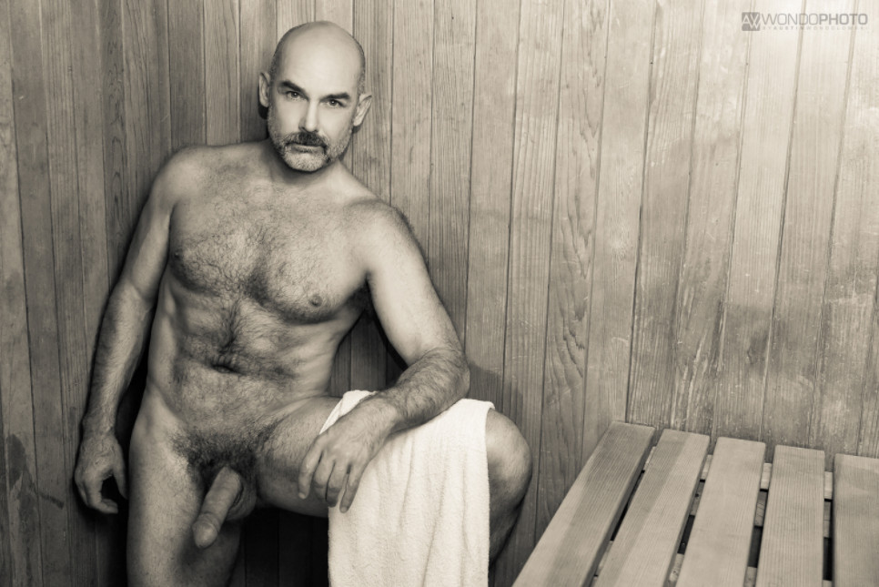 buddybate: Solo time in the gym sauna. Visit: https://buddybate.com 