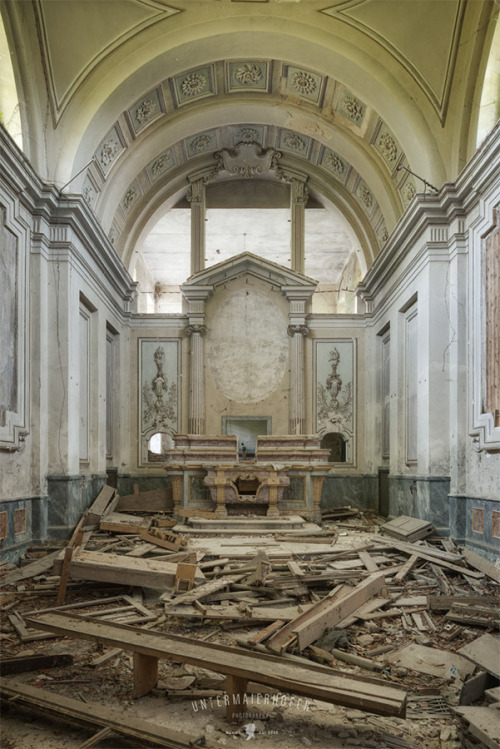 “Chapel of Moglia,“ by Peter Untermaierhofer.